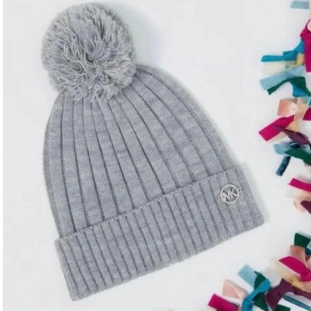 NWT Michael Kors Pom Pom Beanie Hat